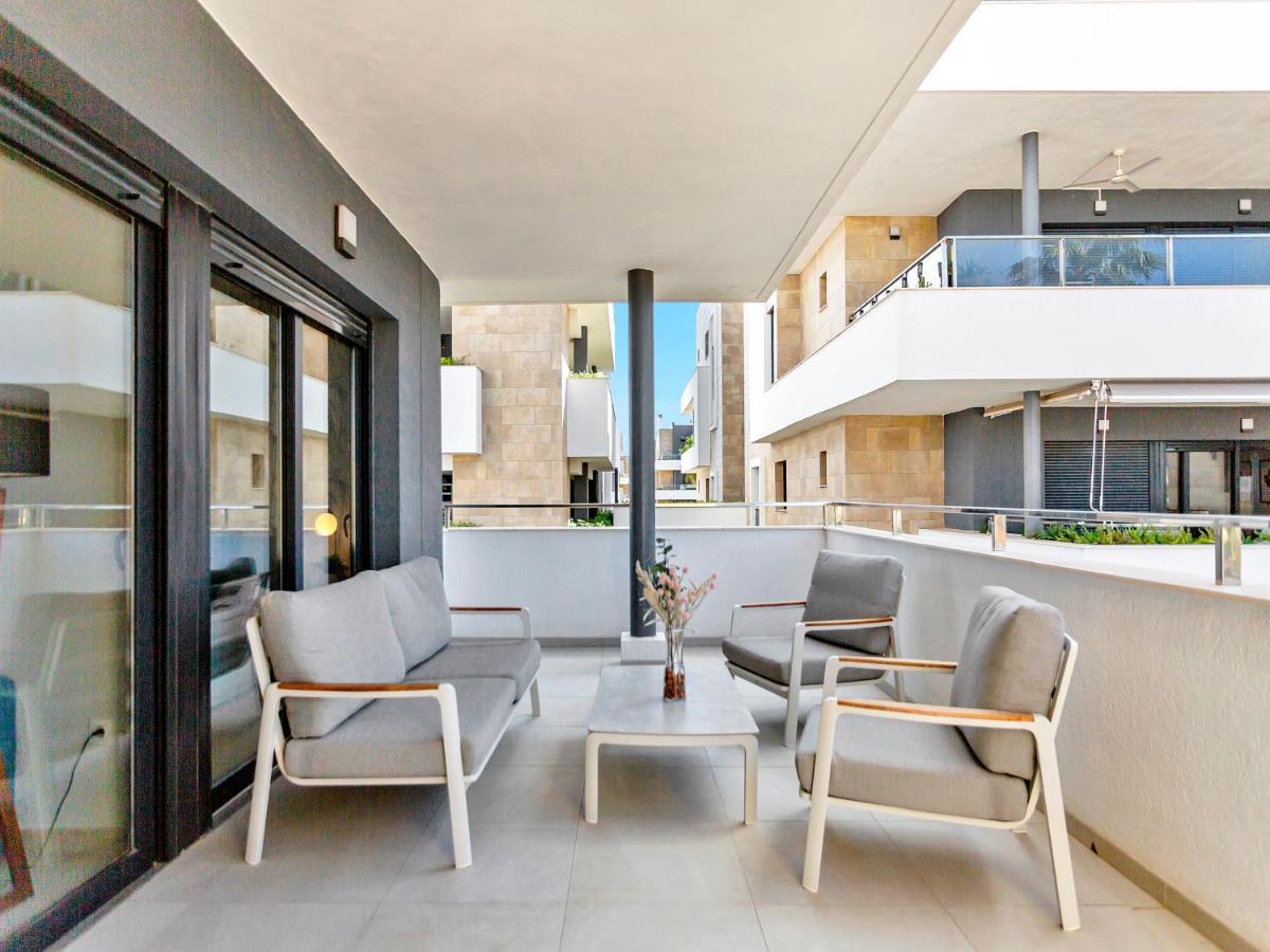 Lovely First Floor Apartment, Heating Pool ! Alicante Exterior photo